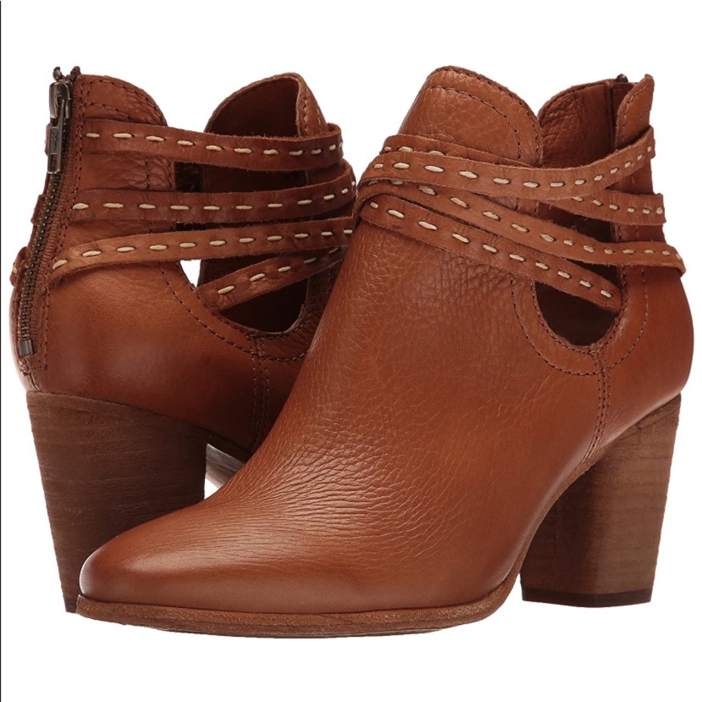 FRYE Naomi Pickstitch shooter in whiskey color
